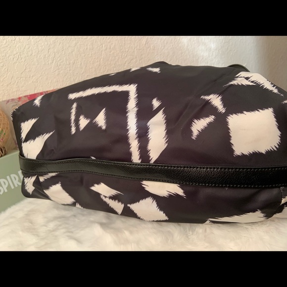 Vince Camuto bag - Picture 4 of 13